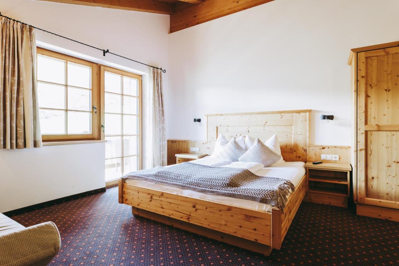 Hotel Andis Almdorf Sölden Exterior foto